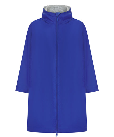 All-weather robe