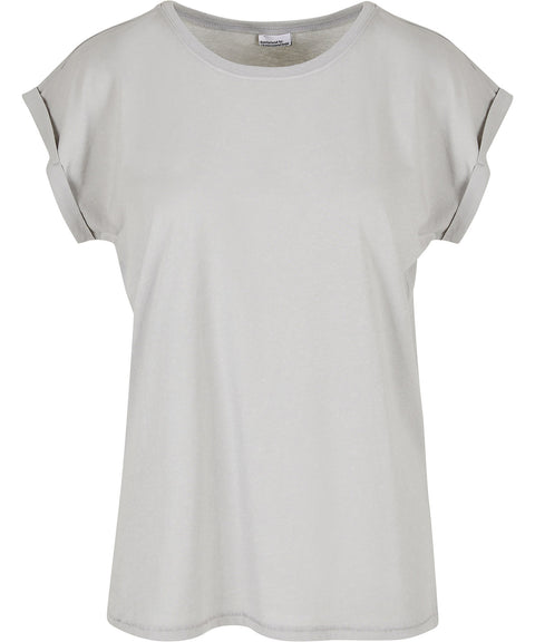 Women’s regular extended shoulder tee