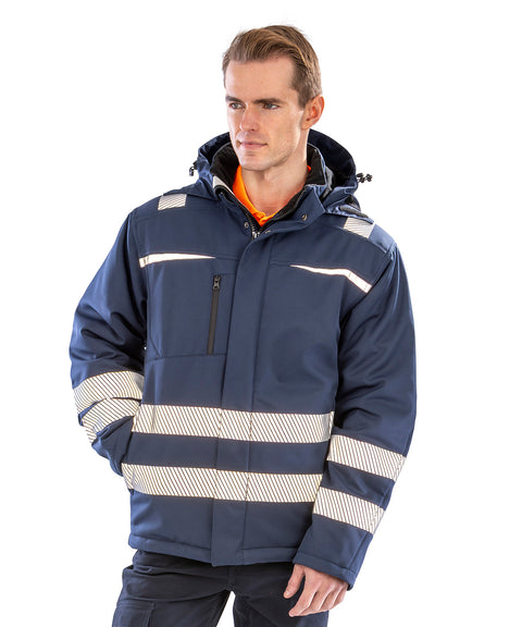 Dynamic softshell coat